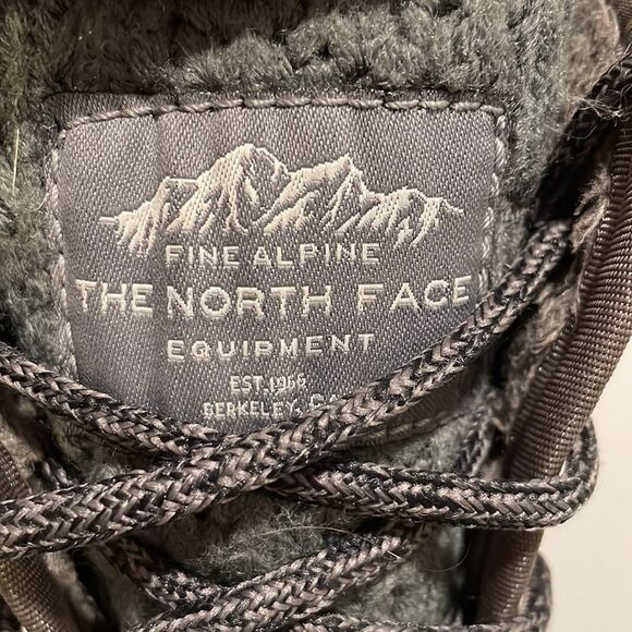 THE North Face Shellista II Mid boot in tan, grey and black - Picture 3 of 16